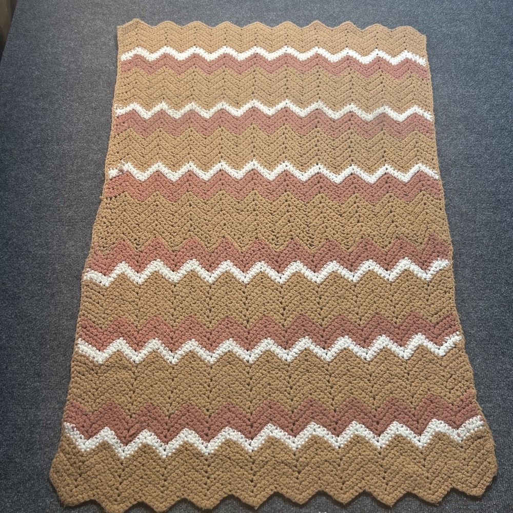 VTG Handmade Crochet Ripple Afghan Blanket Chevron Zig Zag Retro 70s Earth Tones